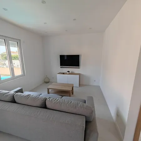 Βίλα Petite Climatisee Jardin